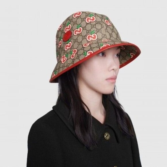NWT Gucci GG Supreme Apple Print Bucket Hat In Red Size XL main image 7